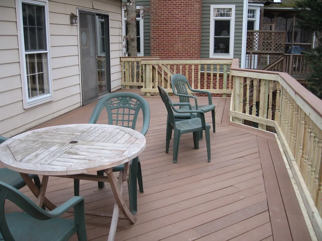Composite deck with railings and patio furniture